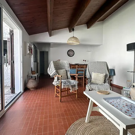 Maison De Renovee A La Palmyre - 2 Chambres, Proche Et Commerces, Patio Prive. - Fr-1-705-72 * Les Mathes
